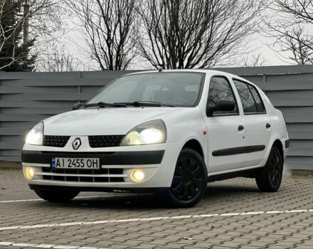 Белый Рено Клио, объемом двигателя 1.4 л и пробегом 346 тыс. км за 2450 $, фото 1 на Automoto.ua