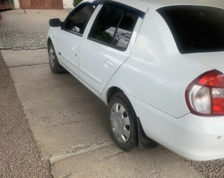 Білий Рено Кліо, об'ємом двигуна 1.4 л та пробігом 292 тис. км за 3200 $, фото 1 на Automoto.ua