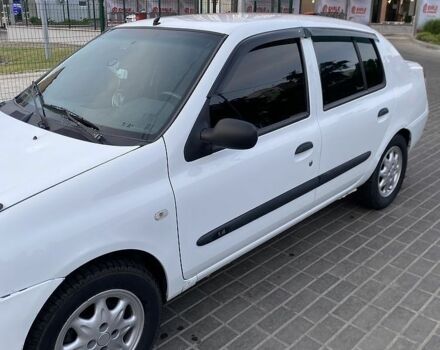 Білий Рено Кліо, об'ємом двигуна 1.4 л та пробігом 310 тис. км за 1600 $, фото 1 на Automoto.ua