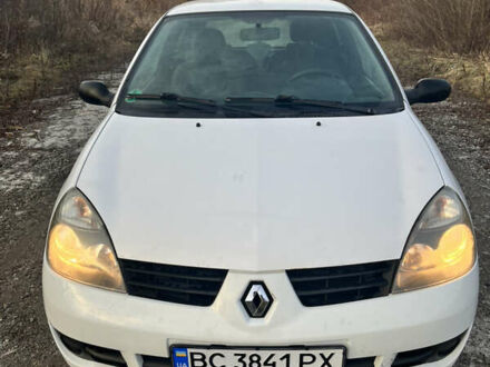 Рено Кліо 2007 у Тернополі на Automoto.ua Білий Рено Кліо, об'ємом двигуна 1.2 л та пробігом 210 тис. км за 2900 $, фото 1 на Automoto.ua