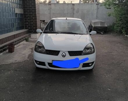 Білий Рено Кліо, об'ємом двигуна 1.6 л та пробігом 280 тис. км за 3200 $, фото 1 на Automoto.ua