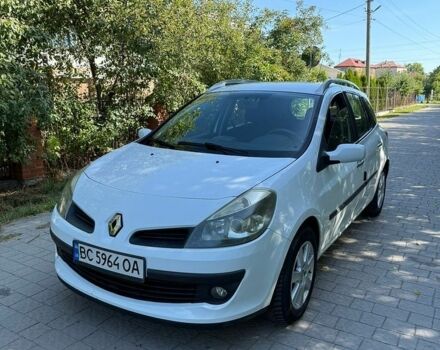 Білий Рено Кліо, об'ємом двигуна 1.2 л та пробігом 185 тис. км за 3800 $, фото 1 на Automoto.ua