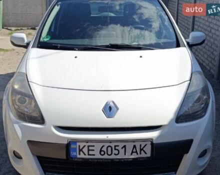 Белый Рено Клио, объемом двигателя 1.15 л и пробегом 270 тыс. км за 4900 $, фото 1 на Automoto.ua