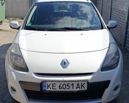 Белый Рено Клио, объемом двигателя 1.1 л и пробегом 270 тыс. км за 4700 $, фото 1 на Automoto.ua