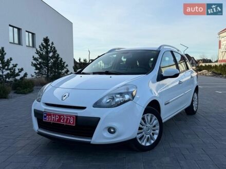 Білий Рено Кліо, об'ємом двигуна 1.6 л та пробігом 205 тис. км за 6500 $, фото 1 на Automoto.ua