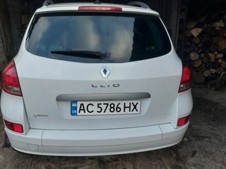 Білий Рено Кліо, об'ємом двигуна 1.5 л та пробігом 250 тис. км за 6100 $, фото 1 на Automoto.ua