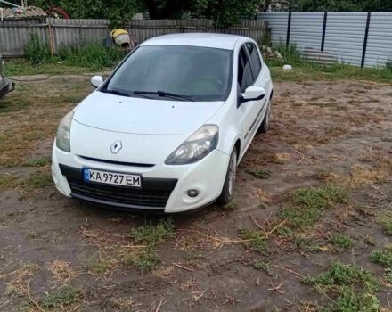 Білий Рено Кліо, об'ємом двигуна 1.5 л та пробігом 309 тис. км за 4349 $, фото 1 на Automoto.ua