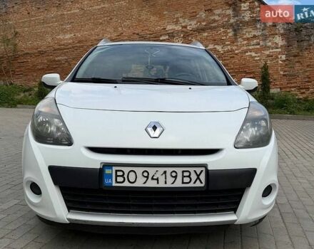 Білий Рено Кліо, об'ємом двигуна 1.5 л та пробігом 228 тис. км за 4700 $, фото 1 на Automoto.ua