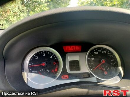 Белый Рено Клио, объемом двигателя 1.5 л и пробегом 214 тыс. км за 5100 $, фото 1 на Automoto.ua