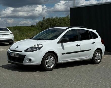 Білий Рено Кліо, об'ємом двигуна 1.5 л та пробігом 218 тис. км за 4699 $, фото 1 на Automoto.ua