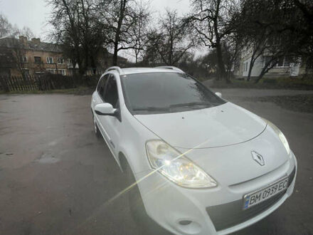 Белый Рено Клио, объемом двигателя 1.46 л и пробегом 285 тыс. км за 4850 $, фото 1 на Automoto.ua