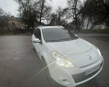 Белый Рено Клио, объемом двигателя 1.46 л и пробегом 285 тыс. км за 4850 $, фото 1 на Automoto.ua