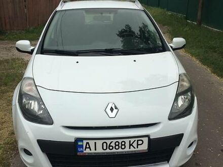 Білий Рено Кліо, об'ємом двигуна 1.5 л та пробігом 142 тис. км за 5900 $, фото 1 на Automoto.ua