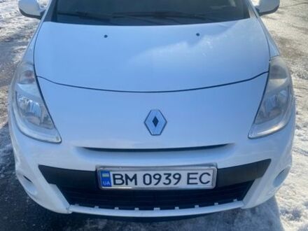 Білий Рено Кліо, об'ємом двигуна 1.46 л та пробігом 271 тис. км за 5005 $, фото 1 на Automoto.ua