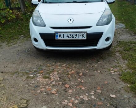 Білий Рено Кліо, об'ємом двигуна 1.5 л та пробігом 320 тис. км за 5500 $, фото 1 на Automoto.ua