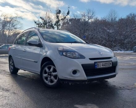 Білий Рено Кліо, об'ємом двигуна 1.46 л та пробігом 290 тис. км за 5100 $, фото 1 на Automoto.ua