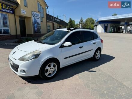 Белый Рено Клио, объемом двигателя 1.5 л и пробегом 215 тыс. км за 6300 $, фото 1 на Automoto.ua