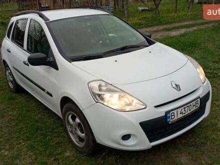 Рено Кліо 2012 у Полтаві на Automoto.ua Білий Рено Кліо, об'ємом двигуна 1.2 л та пробігом 260 тис. км за 4400 $, фото 1 на Automoto.ua