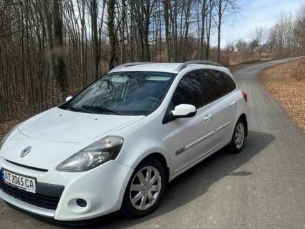 Белый Рено Клио, объемом двигателя 1.5 л и пробегом 274 тыс. км за 6700 $, фото 1 на Automoto.ua