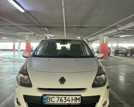 Белый Рено Клио, объемом двигателя 1.5 л и пробегом 306 тыс. км за 4200 $, фото 1 на Automoto.ua