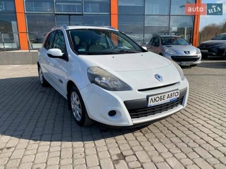 Рено Клио 2012 в Львове на Automoto.ua Белый Рено Клио, объемом двигателя 1.46 л и пробегом 236 тыс. км за 5300 $, фото 1 на Automoto.ua