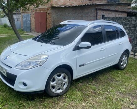 Белый Рено Клио, объемом двигателя 1.5 л и пробегом 270 тыс. км за 4950 $, фото 1 на Automoto.ua