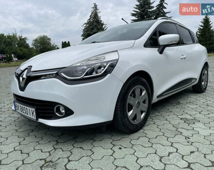 Білий Рено Кліо, об'ємом двигуна 1.5 л та пробігом 230 тис. км за 7299 $, фото 1 на Automoto.ua