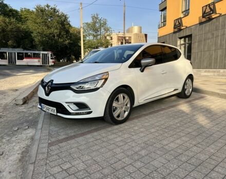 Білий Рено Кліо, об'ємом двигуна 1.5 л та пробігом 220 тис. км за 7224 $, фото 1 на Automoto.ua