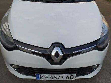 Рено Кліо 2013 у Дніпро (Дніпропетровську) на Automoto.ua Білий Рено Кліо, об'ємом двигуна 1.46 л та пробігом 242 тис. км за 7000 $, фото 1 на Automoto.ua