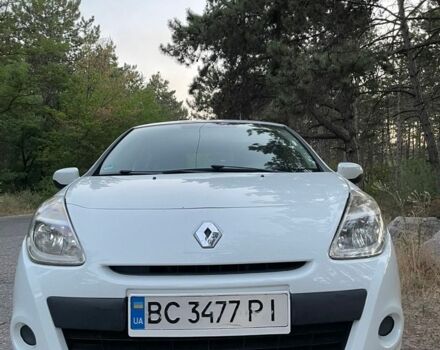 Білий Рено Кліо, об'ємом двигуна 1.15 л та пробігом 167 тис. км за 4750 $, фото 1 на Automoto.ua