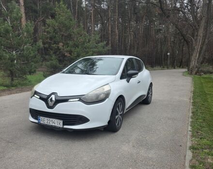 Білий Рено Кліо, об'ємом двигуна 1.5 л та пробігом 292 тис. км за 5500 $, фото 1 на Automoto.ua