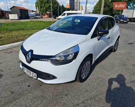 Белый Рено Клио, объемом двигателя 1.5 л и пробегом 209 тыс. км за 5999 $, фото 1 на Automoto.ua