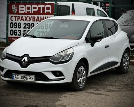 Белый Рено Клио, объемом двигателя 1.5 л и пробегом 180 тыс. км за 5200 $, фото 1 на Automoto.ua