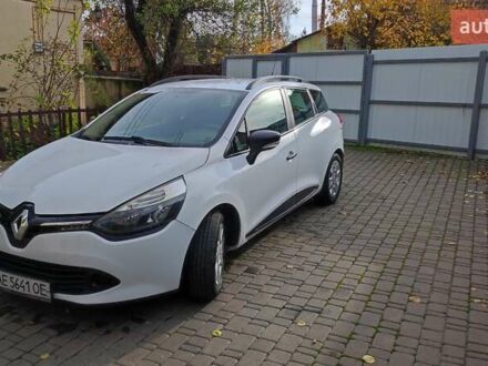 Белый Рено Клио, объемом двигателя 1.5 л и пробегом 259 тыс. км за 7400 $, фото 1 на Automoto.ua
