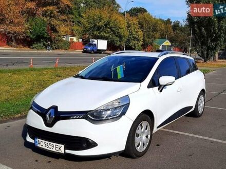 Рено Клио 2015 в Киеве на Automoto.ua Белый Рено Клио, объемом двигателя 1.5 л и пробегом 280 тыс. км за 8400 $, фото 1 на Automoto.ua