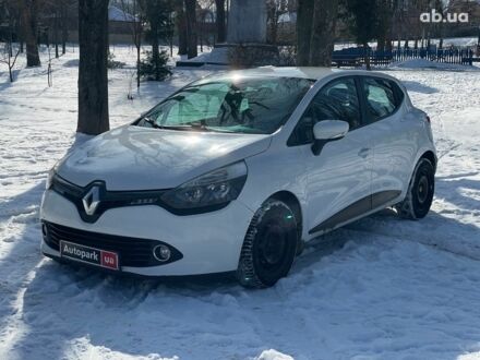 Рено Клио 2015 в Киеве на Automoto.ua Белый Рено Клио, объемом двигателя 1.5 л и пробегом 237 тыс. км за 7190 $, фото 1 на Automoto.ua
