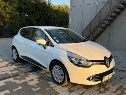 Белый Рено Клио, объемом двигателя 1.5 л и пробегом 230 тыс. км за 8700 $, фото 1 на Automoto.ua