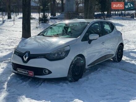 Рено Клио 2015 в Киеве на Automoto.ua Белый Рено Клио, объемом двигателя 1.5 л и пробегом 237 тыс. км за 6790 $, фото 1 на Automoto.ua