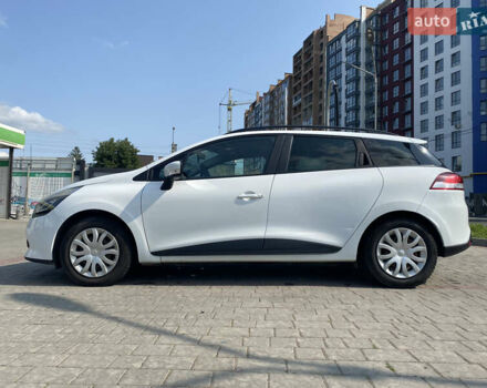 Белый Рено Клио, объемом двигателя 1.5 л и пробегом 230 тыс. км за 8100 $, фото 1 на Automoto.ua
