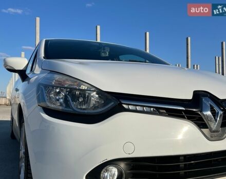 Білий Рено Кліо, об'ємом двигуна 1.5 л та пробігом 170 тис. км за 10300 $, фото 1 на Automoto.ua