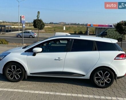 Белый Рено Клио, объемом двигателя 1.5 л и пробегом 257 тыс. км за 8100 $, фото 1 на Automoto.ua