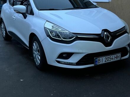 Білий Рено Кліо, об'ємом двигуна 1.5 л та пробігом 200 тис. км за 8500 $, фото 1 на Automoto.ua