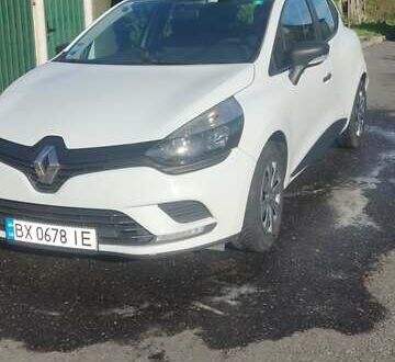 Рено Кліо 2016 у Старокостянтинів на Automoto.ua Білий Рено Кліо, об'ємом двигуна 1.46 л та пробігом 174 тис. км за 8200 $, фото 1 на Automoto.ua