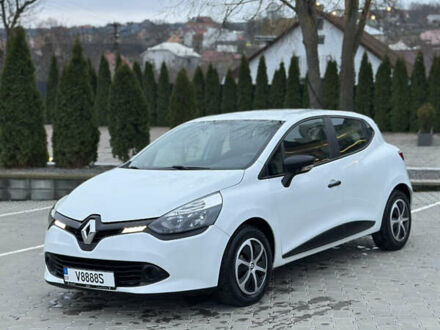 Белый Рено Клио, объемом двигателя 1.5 л и пробегом 186 тыс. км за 7400 $, фото 1 на Automoto.ua