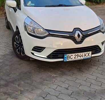 Рено Клио 2017 в Городке на Automoto.ua Белый Рено Клио, объемом двигателя 1.5 л и пробегом 156 тыс. км за 8999 $, фото 1 на Automoto.ua