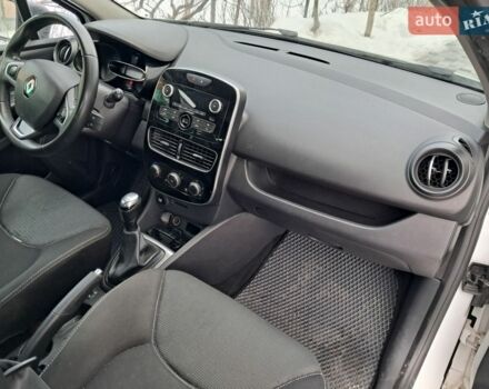 Белый Рено Клио, объемом двигателя 1.5 л и пробегом 200 тыс. км за 7999 $, фото 1 на Automoto.ua