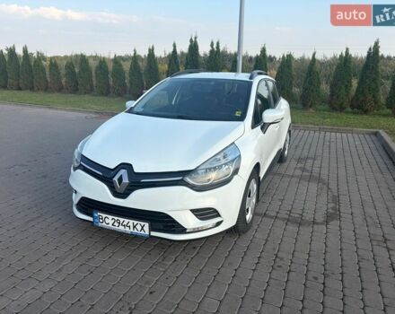 Белый Рено Клио, объемом двигателя 1.46 л и пробегом 172 тыс. км за 8000 $, фото 1 на Automoto.ua