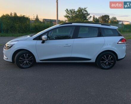 Белый Рено Клио, объемом двигателя 1.5 л и пробегом 226 тыс. км за 8650 $, фото 1 на Automoto.ua