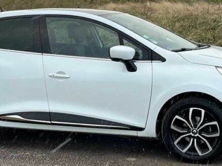 Рено Клио 2018 в Кременчуге на Automoto.ua Белый Рено Клио, объемом двигателя 1.5 л и пробегом 70 тыс. км за 13999 $, фото 1 на Automoto.ua