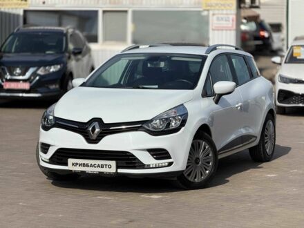 Білий Рено Кліо, об'ємом двигуна 1.5 л та пробігом 182 тис. км за 8800 $, фото 1 на Automoto.ua